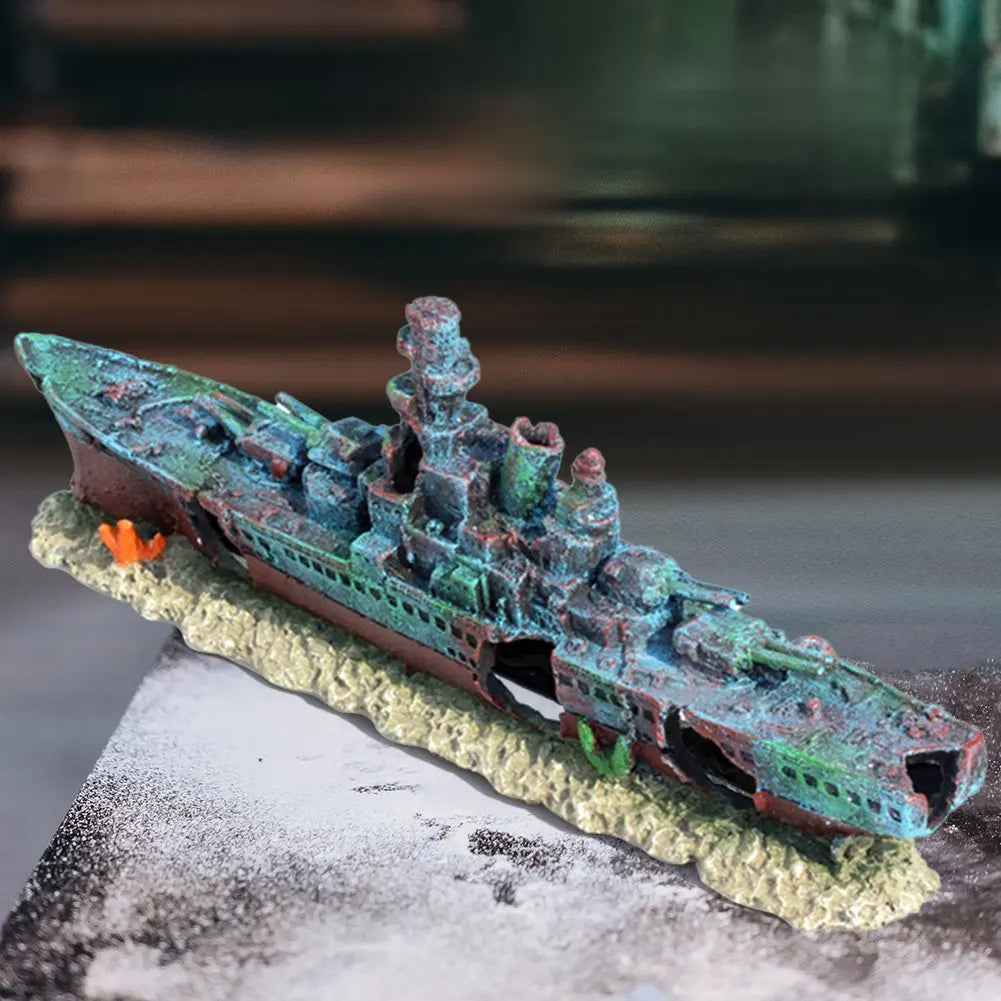 Aquarium Creative Warship Wreckage Multifunction Warship Ornament Shipwreck Decorations for Fish Tank Cave Decor Accessories